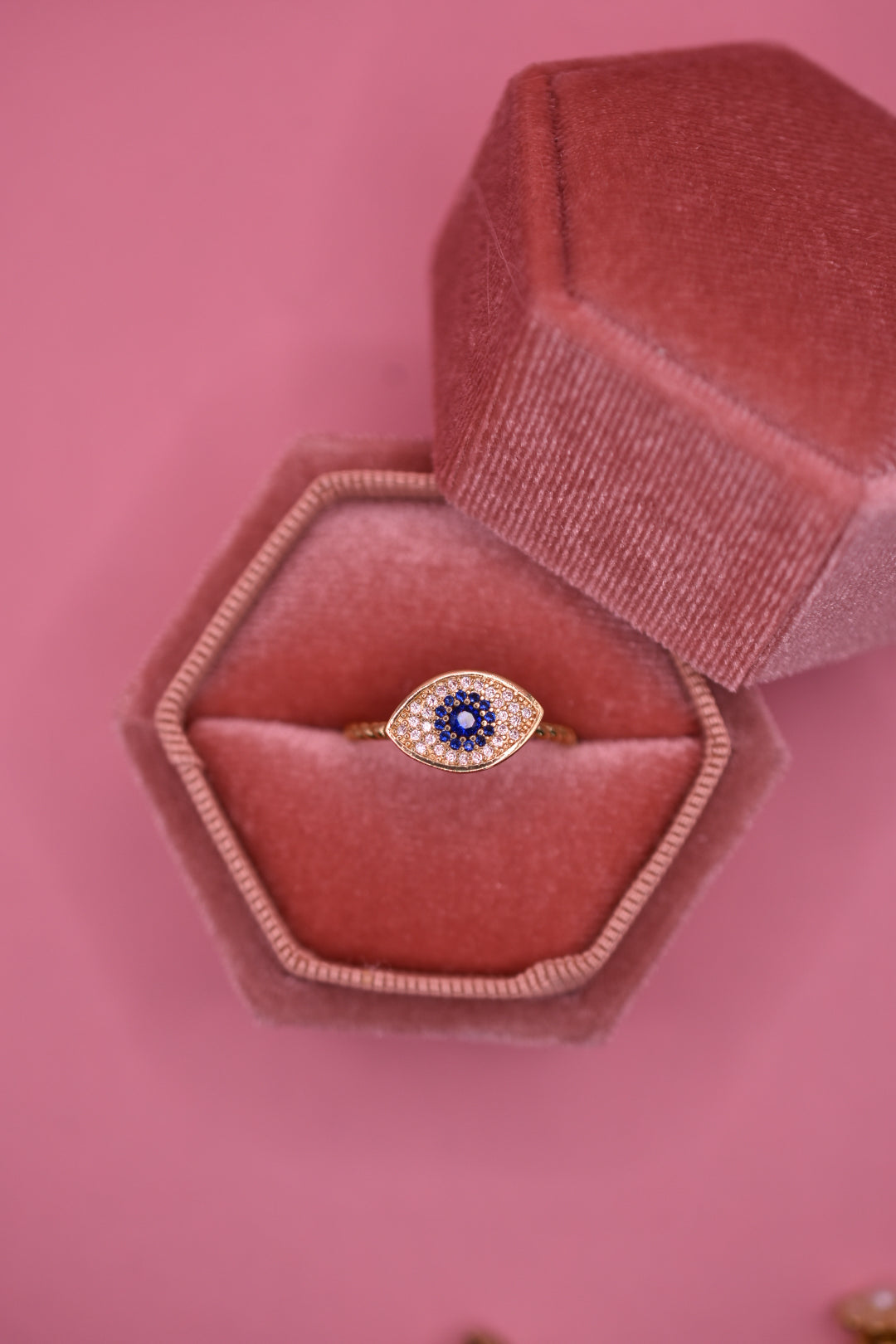 Anillo Ojo Giratorio