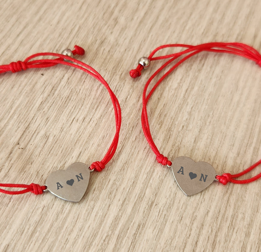 Dúo de pulseras Inciales